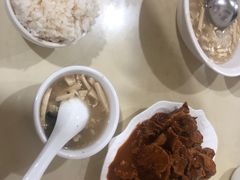 -满口香饭店