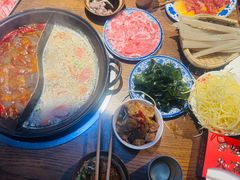 -萍姐火锅·公路夜市(武汉首店)