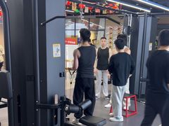 -超鹿运动(五四路恒力城店)