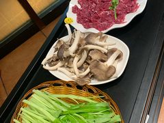 -潮泰牛肉火锅 · 创于1992年(车公庙店)