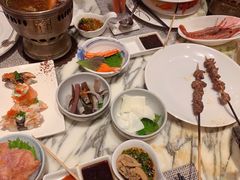 -雍和会海鲜姿造自助(湖东路店)