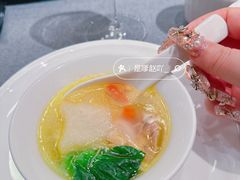 -HOMES上海本帮菜(襄阳公园店)