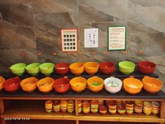 -龙记斑鱼火锅鲜切牛肉自助(红山路店)