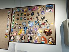 -郑在DIY·潮玩银饰绘画手作(中央大道旗舰店)