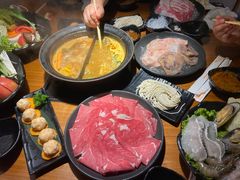 -呷哺呷哺(融创茂店)