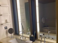 -杭州逸酒店(西湖武林店)