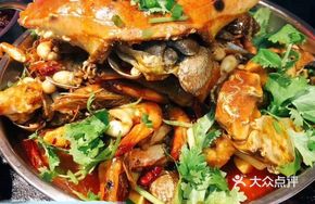 Bread Crab Seafood Pot