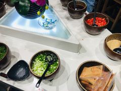 -呷哺呷哺(新世界百货望京店)