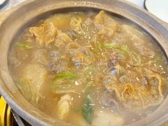 港式牛杂煲-品粤居港式打边炉·广式烧腊(西安路福佳新天地店)