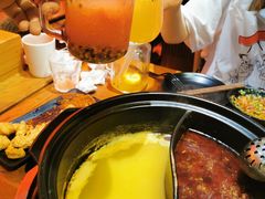 牛油鸳鸯锅底-串门邻居串串火锅(云南南路店)