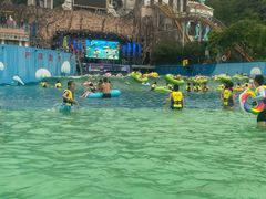 -平湖九龙山乐满地水上乐园