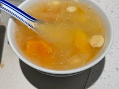 每日糖水-肥仔文澳门猪骨煲(南京西路店)