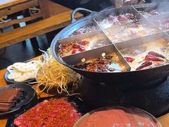 -白乐天毛肚火锅馆(南滨路店)