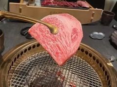 -铭牛烧肉·和牛海鲜自助(高新月牙湖店)