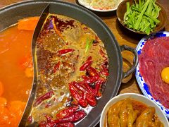 -萍姐火锅·公路夜市(武汉首店)