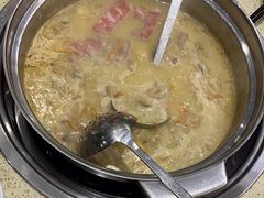 -煲大王猪肚鸡·椰子鸡火锅(红谷滩万达店)