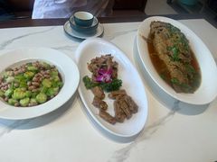 -梅利汴京烤鸭•开封豫菜地标店(东大街店)
