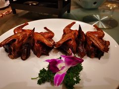 红烧石歧乳鸽-稻香酒家(天河城店)