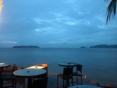 -Sunset Bar(丹绒亚路香格里拉店)