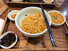 -蟹上黄·蟹黄面·江南糖水(人民广场店)