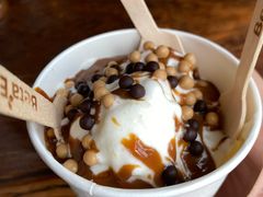 -Ribs & Burgers The Rocks