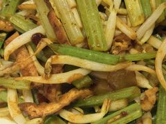 -闫府私房菜·老字号(恒隆店)