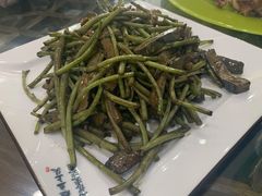 野芦蒿炒臭干-广迎居老正兴菜馆