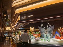 -钱小奴海鲜自助黑金店(杭州滨江龙湖店)