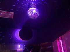 -温莎KTV(珠江路店)