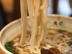 原汤牛肉米粉-湘人龙记老长沙米粉(鸟巢店)
