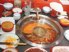 -醉董牛川派鲜肉自选火锅(烟台店)