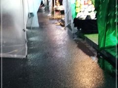 -吴山路夜市