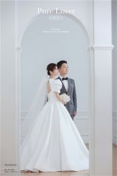 -蒙娜丽莎婚纱摄影(南门店)