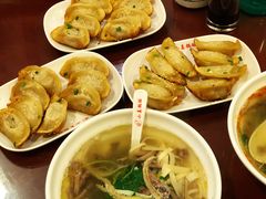 -小姜锅贴(凤凰街店)