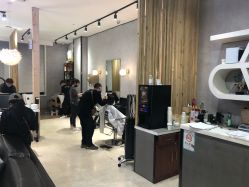 -HAIR HERE造型