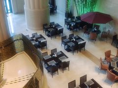 -天津京基皇冠假日酒店