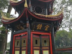 -峨眉山报国寺