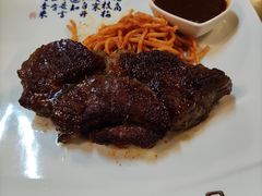 -新伊邑牛扒披萨西餐厅
