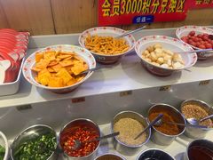 -谭公鱼头·鲜鱼火锅·小龙虾·江湖菜(秀沿路店)