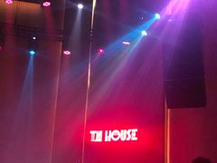 -TZ House音乐现场(来福士中心店)