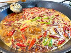 -四小区火锅·巷子里的重庆火锅(花照壁店)