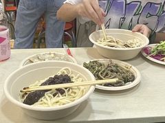 -黑八私房老北京炸酱面