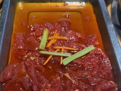 -洱火云南酸菜牛肉火锅(石景山当代商城店)