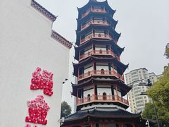 -绳金塔