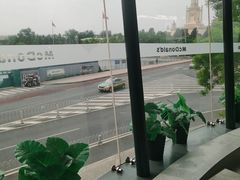 -麦当劳(展览路店)