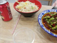 -江城燕子大排档(江汉路步行街店)