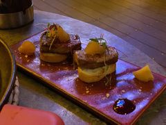 香煎鹅肝配焦糖苹果-BROWNSTONE布朗石西班牙餐厅(富城店)