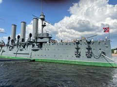 -阿芙乐尔号巡洋舰