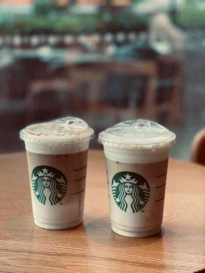 星巴克(福州三迪中心店)-"星巴克也变成了大家学习的地方,这次来星巴.