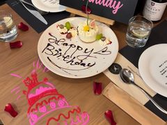 -Mark&Mars Restaurant